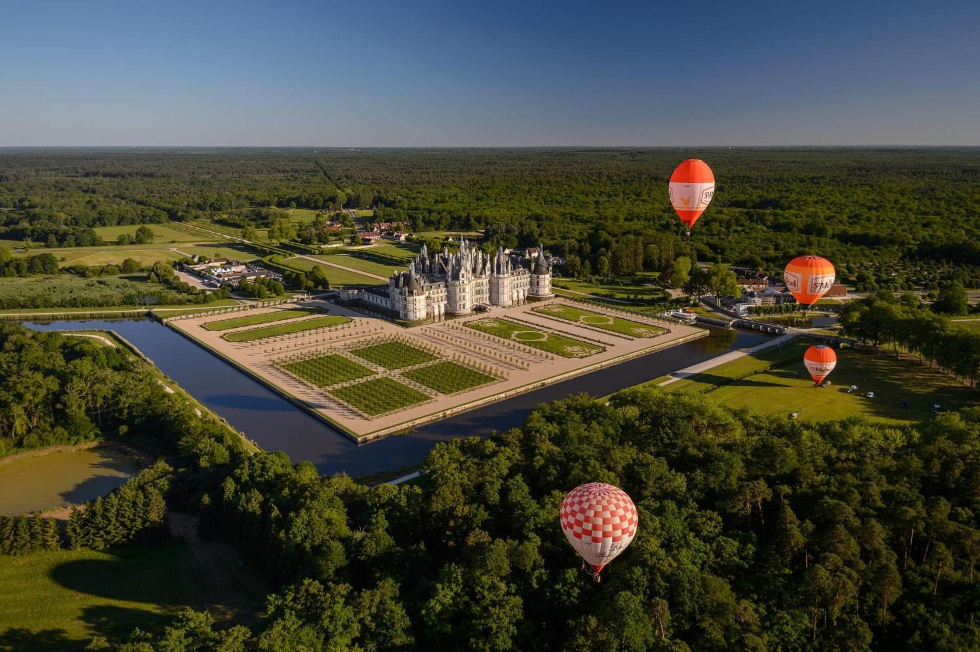 Loft Prive Proche Beauval Et Chambord Villa Lassay-sur-Croisne Exterior foto